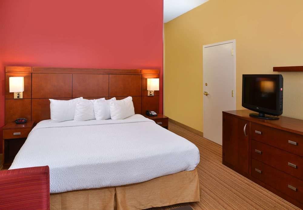 Courtyard By Marriott Columbia Northeast/Fort Jackson Area מראה חיצוני תמונה