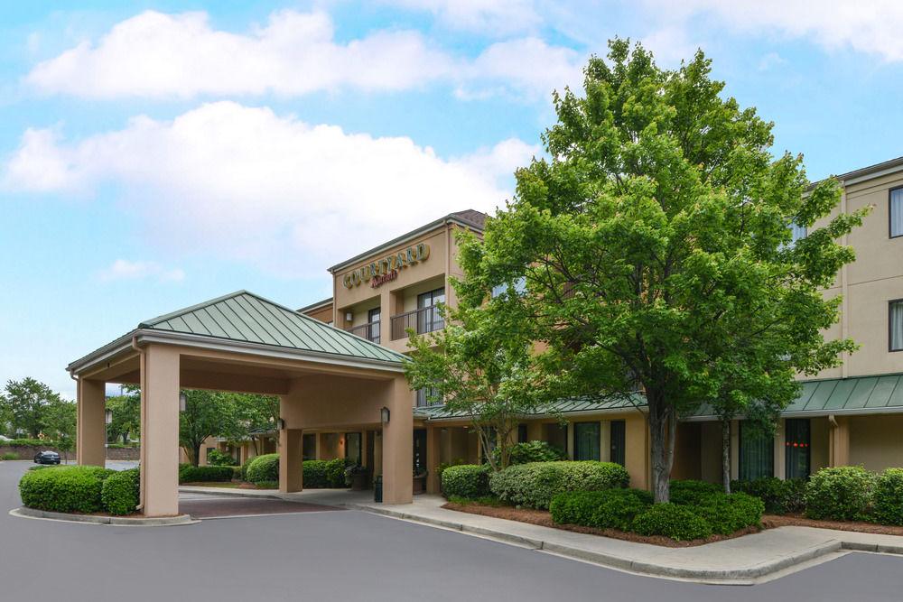 Courtyard By Marriott Columbia Northeast/Fort Jackson Area מראה חיצוני תמונה