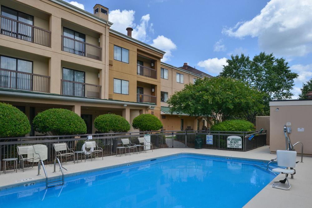 Courtyard By Marriott Columbia Northeast/Fort Jackson Area מראה חיצוני תמונה
