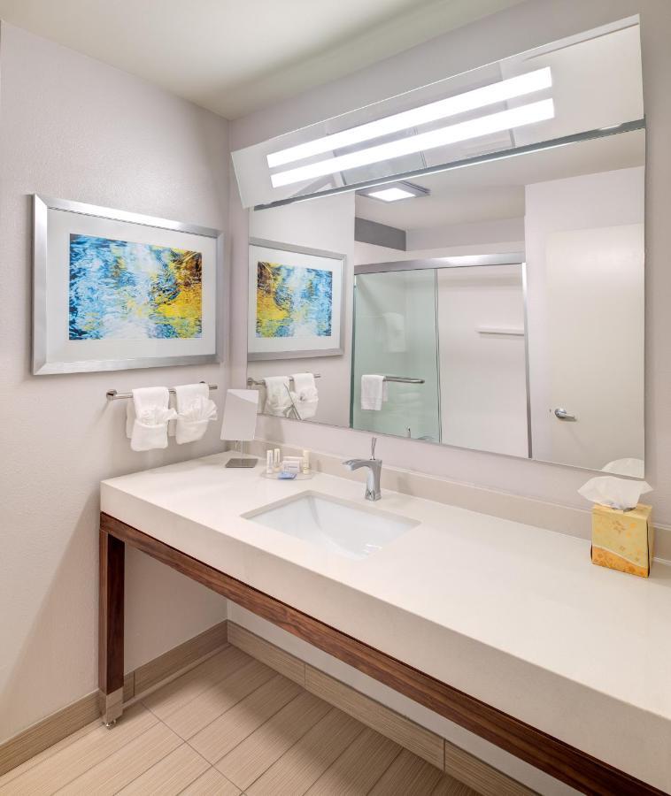 Courtyard By Marriott Columbia Northeast/Fort Jackson Area מראה חיצוני תמונה