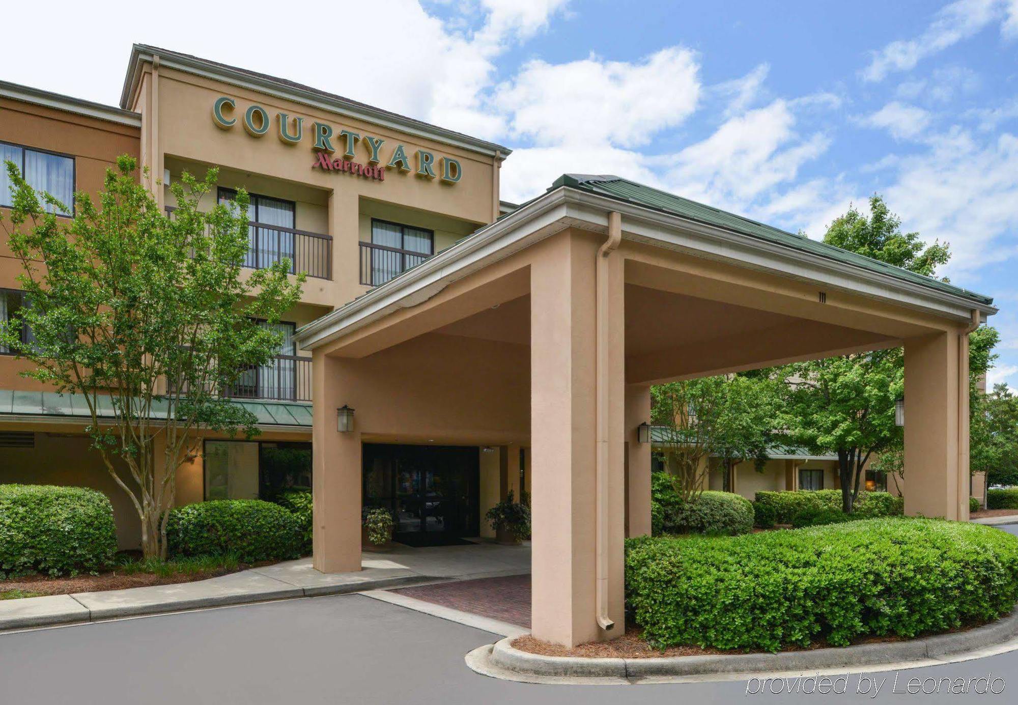 Courtyard By Marriott Columbia Northeast/Fort Jackson Area מראה חיצוני תמונה