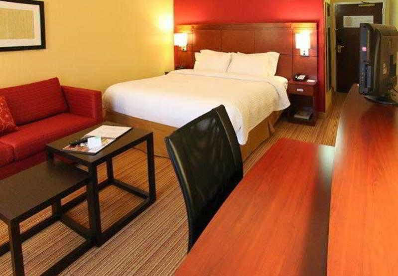 Courtyard By Marriott Columbia Northeast/Fort Jackson Area מראה חיצוני תמונה