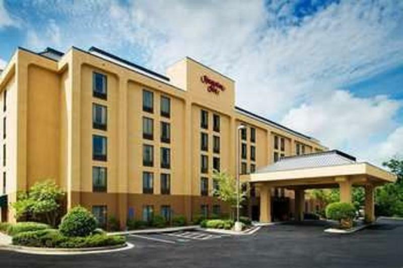 Courtyard By Marriott Columbia Northeast/Fort Jackson Area מראה חיצוני תמונה
